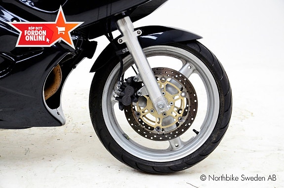 Suzuki SV650 6 of 9