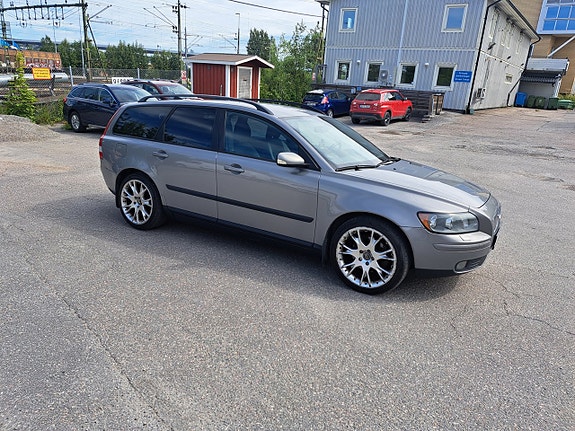 Volvo V50 13 of 27