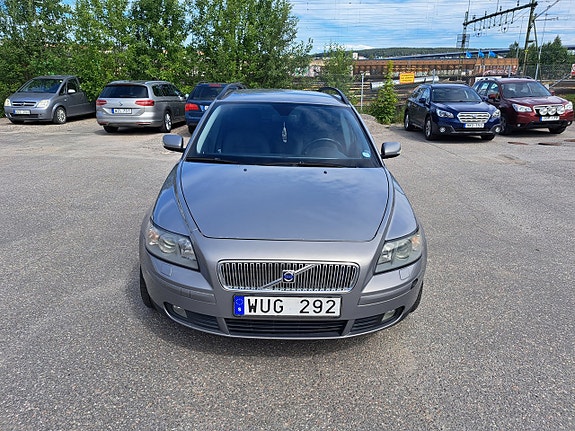 Volvo V50 6 of 27
