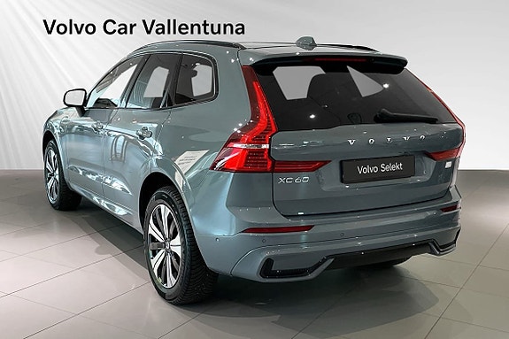 Volvo XC60 4 of 5