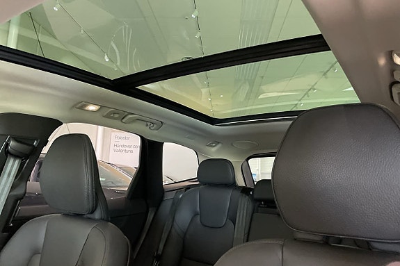 Volvo XC60 19 of 24