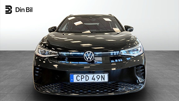 Volkswagen ID.4 GTX 4 of 5