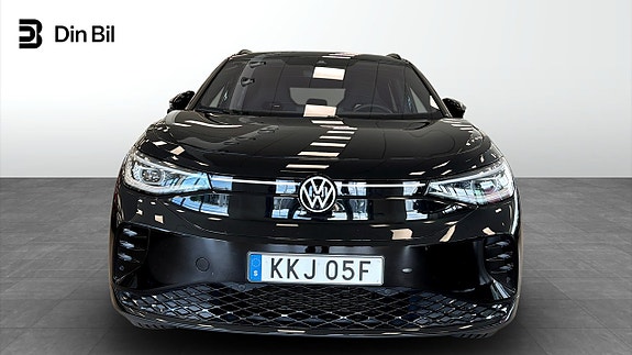 Volkswagen ID.4 GTX 4 of 5
