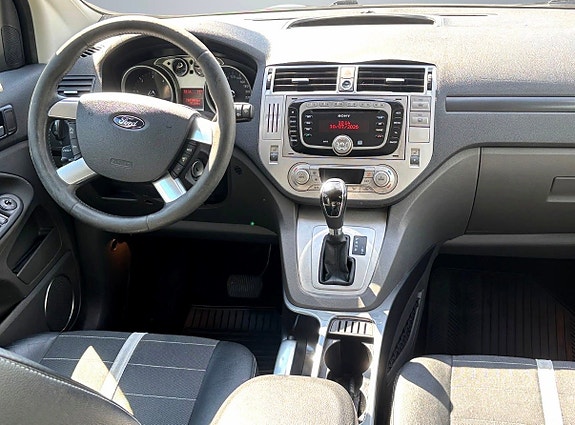 Ford Kuga 7 of 12