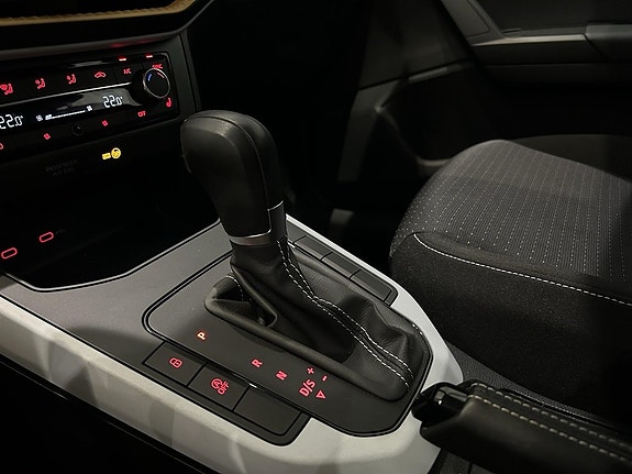 Seat Arona 13 of 13