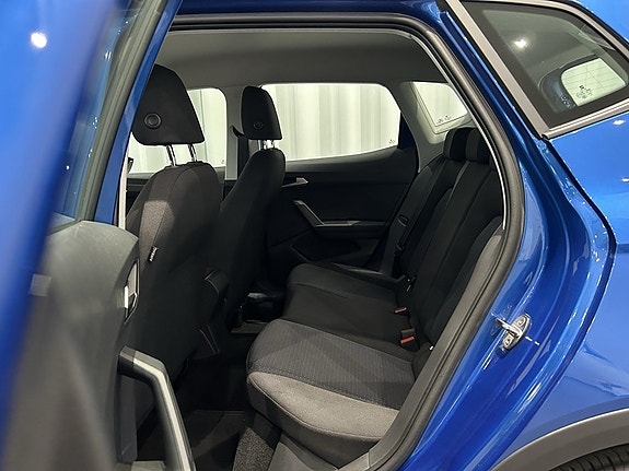 Seat Arona 7 of 13
