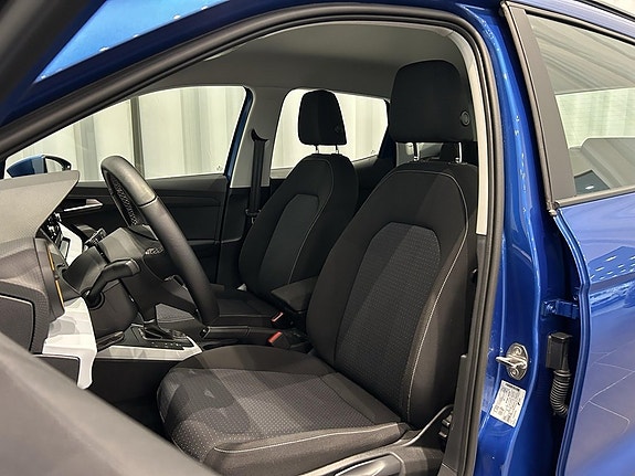 Seat Arona 6 of 13