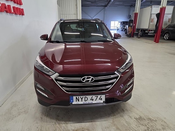 Hyundai Tucson 2 of 5