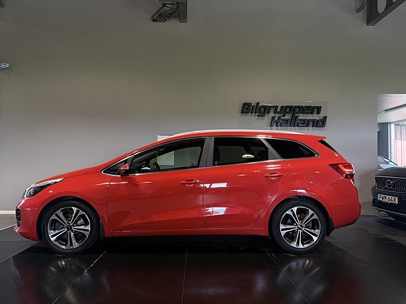 Kia Ceed 2 of 5
