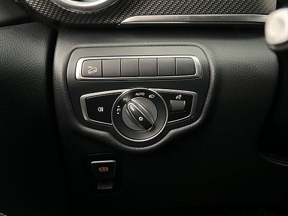Mercedes-Benz V220 d 18 of 30