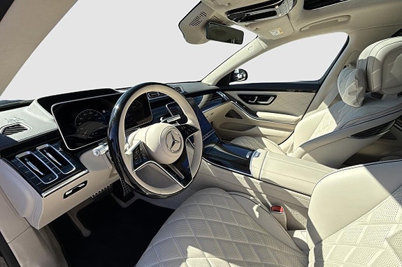 Mercedes-Benz S580 7 of 15