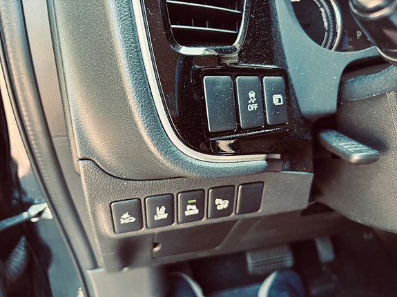 Mitsubishi Outlander 15 of 21