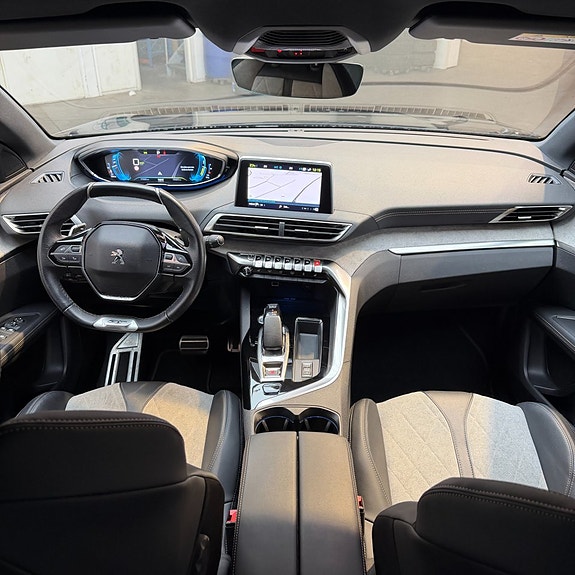 Peugeot 3008 9 of 12