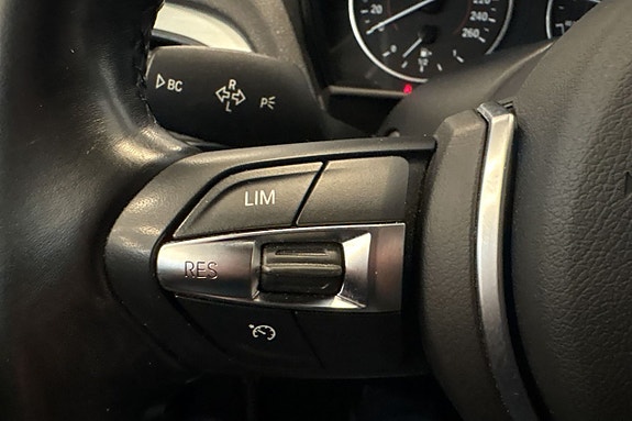 BMW 118i 13 of 23