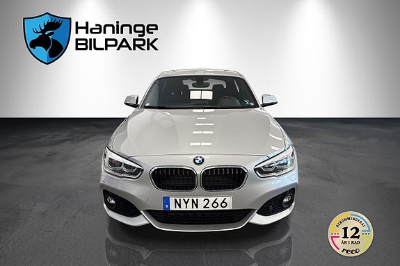 BMW 118i 3 of 23