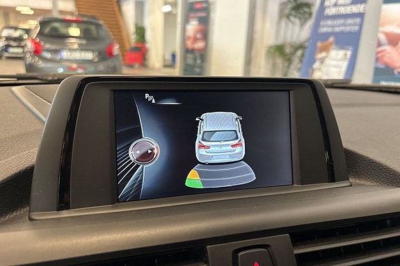 BMW 118i 15 of 23