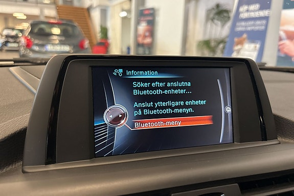 BMW 118i 17 of 23