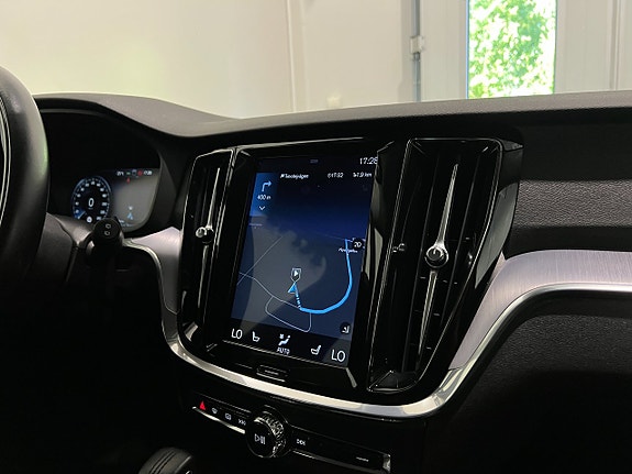 Volvo V60 20 of 28