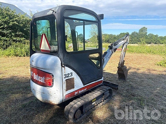 Minigrävare Bobcat 323 - 2 redskap 5 of 5
