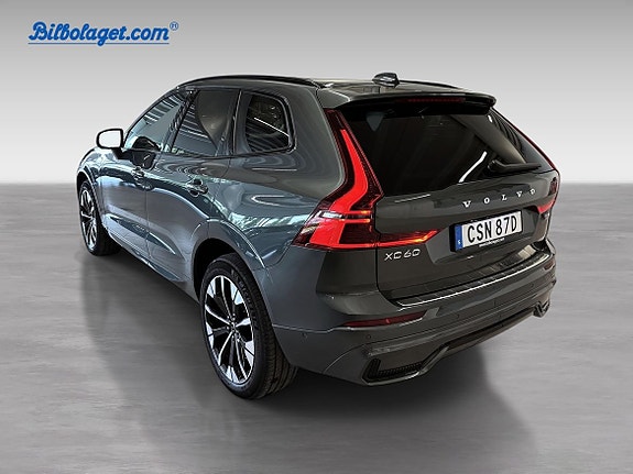 Volvo XC60 3 of 5