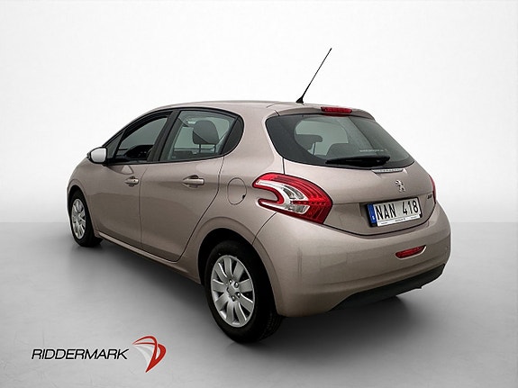 Peugeot 208 5 of 5