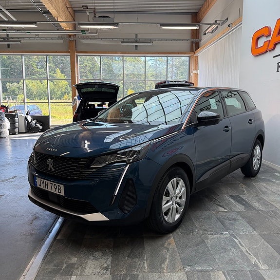 Peugeot 5008 5 of 12