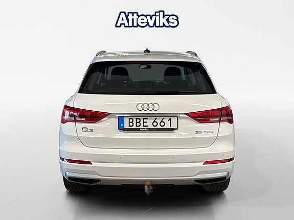 Audi Q3 4 of 5