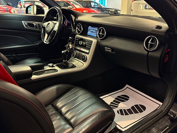 Mercedes-Benz SLK200 22 of 26