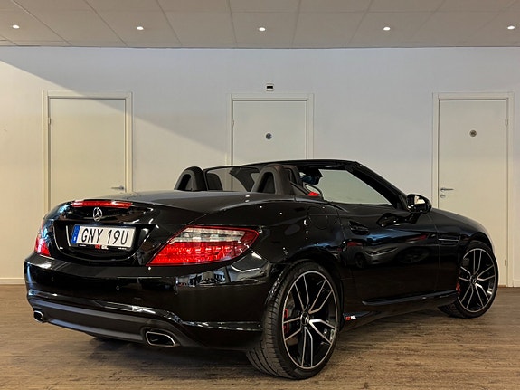 Mercedes-Benz SLK200 12 of 26