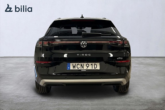Volkswagen T-Roc 3 of 15