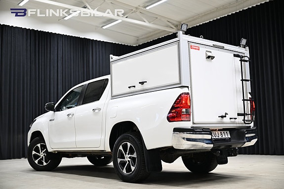 Toyota HiLux 5 of 30