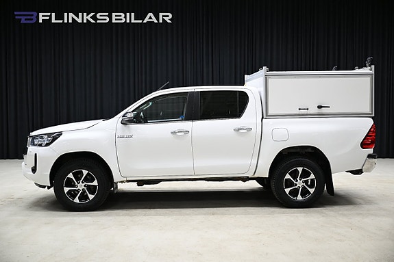 Toyota HiLux 3 of 30