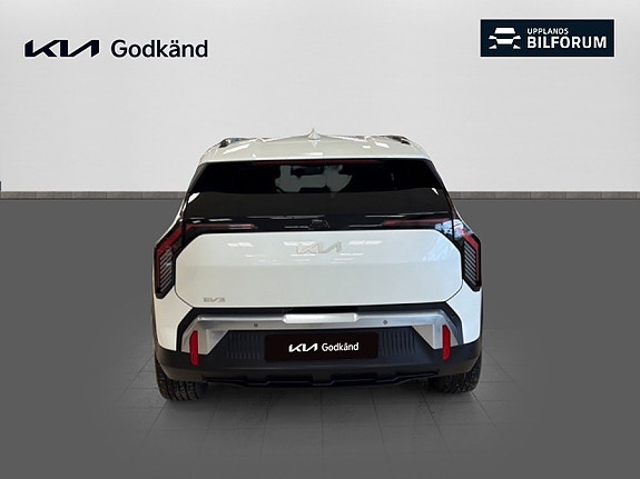 Kia EV3 5 of 5