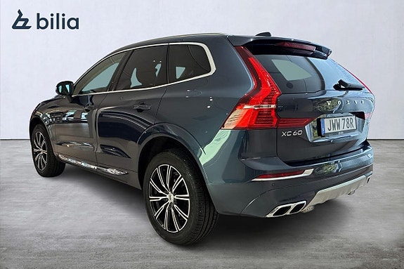 Volvo XC60 2 of 5