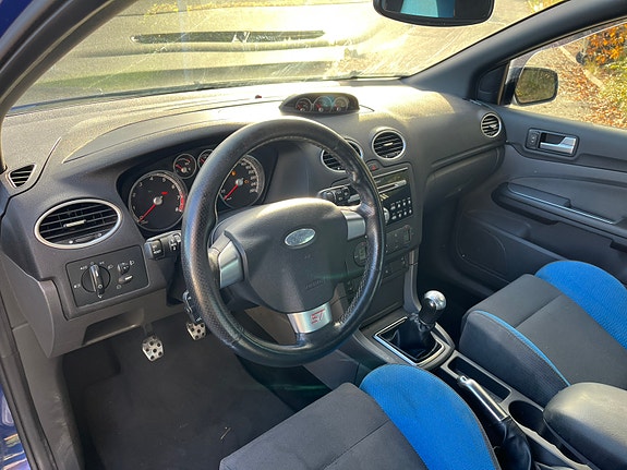 Ford Focus 5 of 5