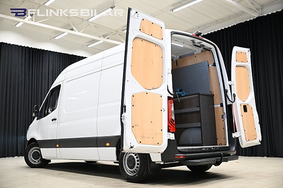 Mercedes-Benz Sprinter 211 6 of 30