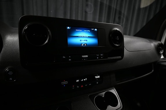 Mercedes-Benz Sprinter 211 29 of 30