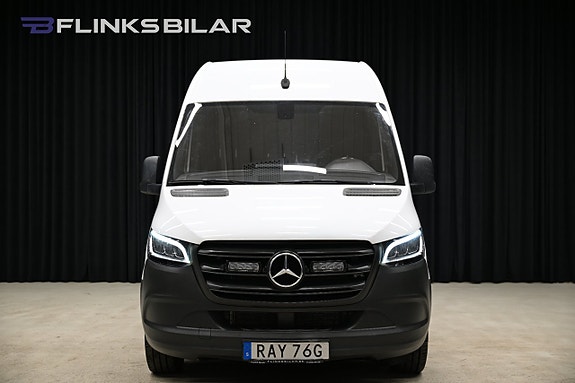 Mercedes-Benz Sprinter 211 16 of 30