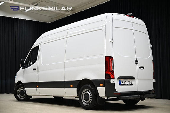 Mercedes-Benz Sprinter 211 7 of 30