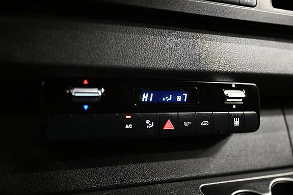 Mercedes-Benz Sprinter 211 30 of 30