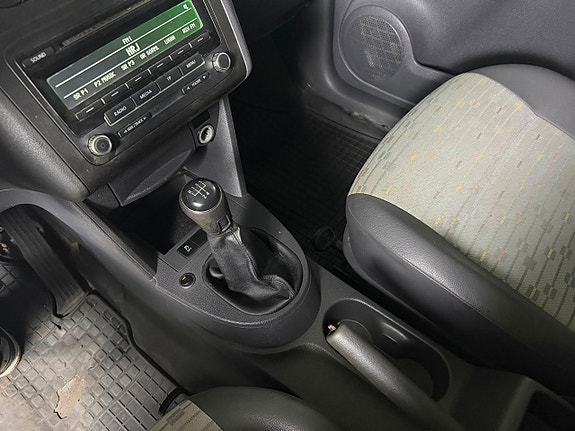Volkswagen Caddy 14 of 14