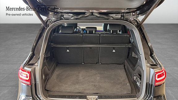 Mercedes-Benz EQB300 10 of 22