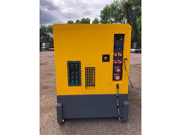 Atlas Copco QAS+ 325 Generator 5 of 5