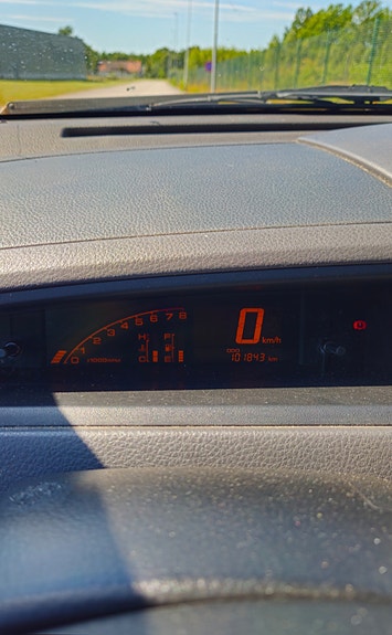 Suzuki Liana 4 of 5