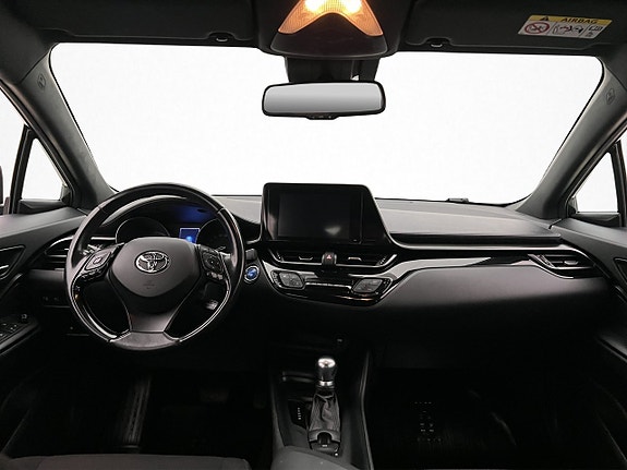 Toyota C-HR 17 of 29