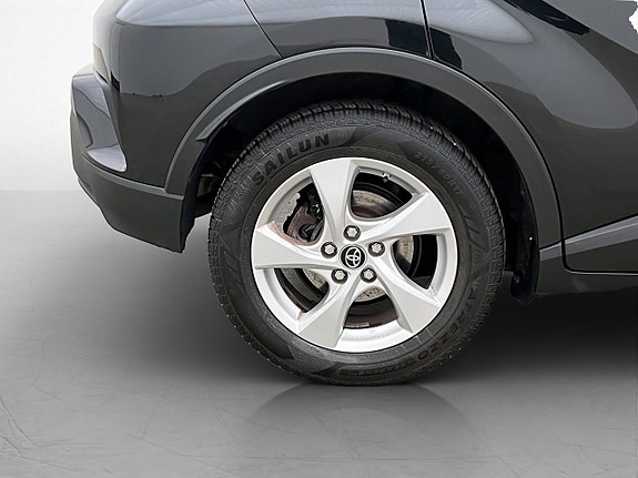 Toyota C-HR 28 of 29
