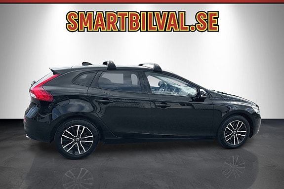 Volvo V40 6 of 22