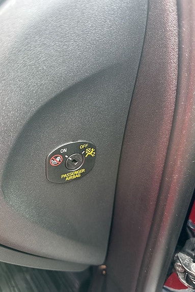 Volvo V40 12 of 22
