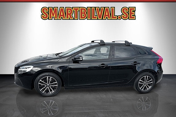 Volvo V40 2 of 22