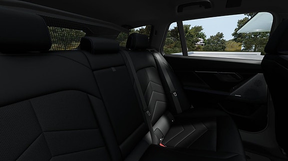 BMW 530e 11 of 13